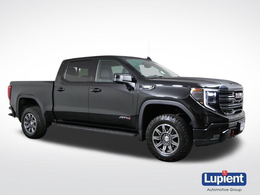 Used 2024 GMC Sierra 1500 AT4 w/ Technology Package AWD/4WD image 1