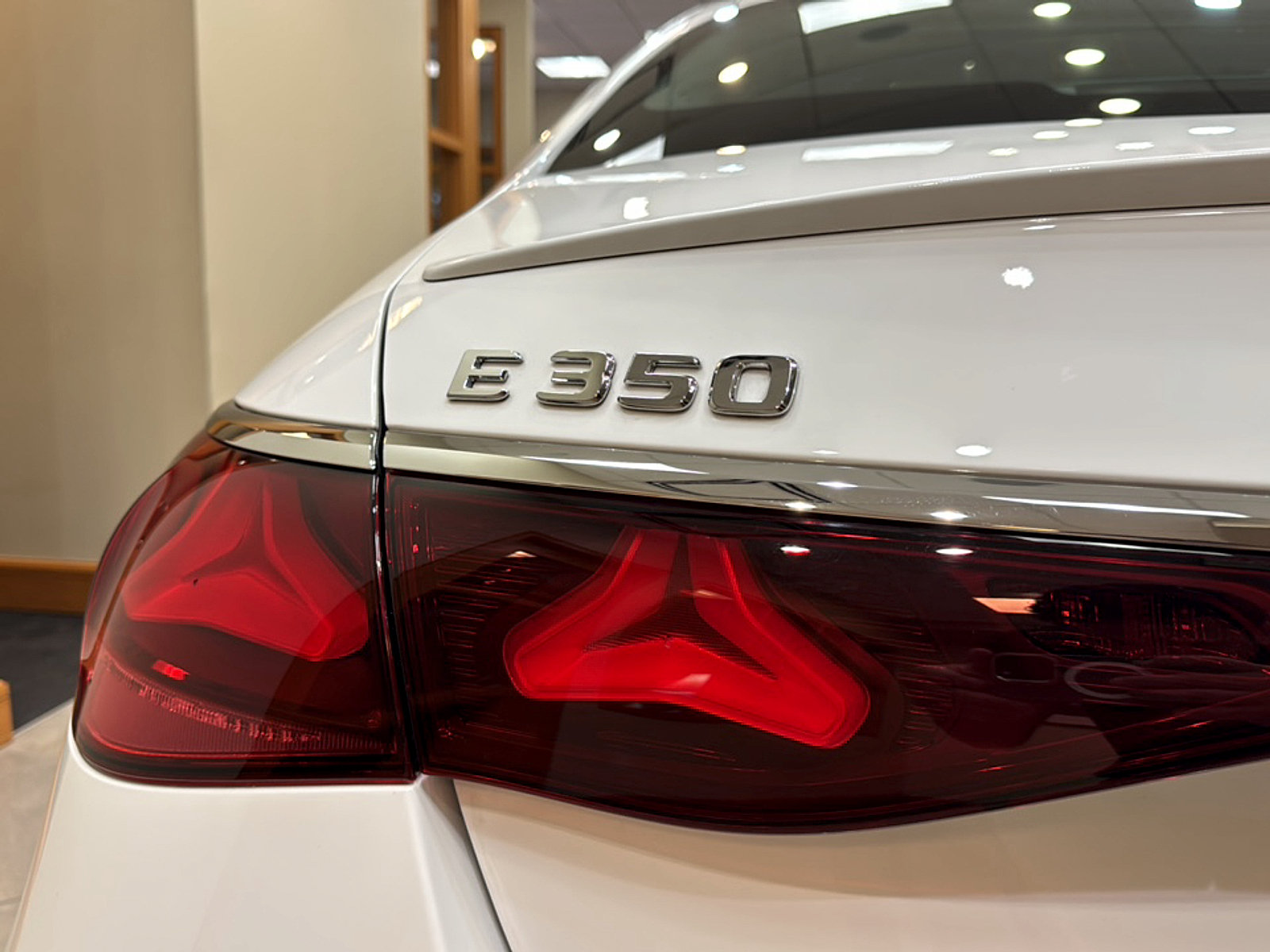 Certified 2025 Mercedes-Benz E 350 4MATIC Sedan image 28