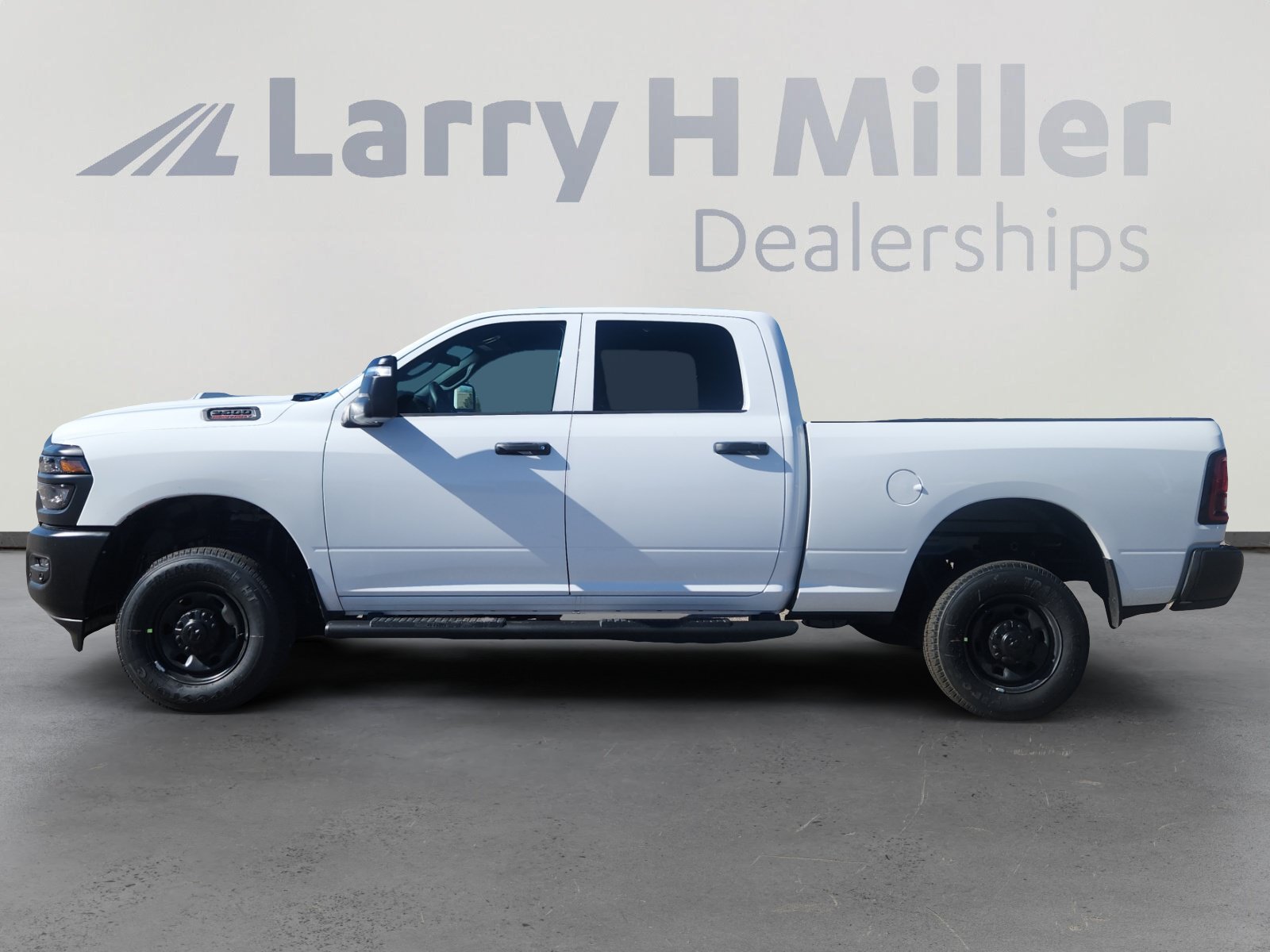 New 2026 RAM 2500 Tradesman AWD/4WD image 3