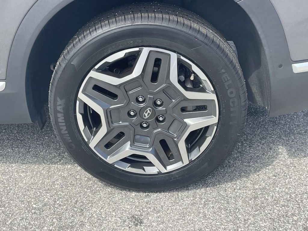 Used 2022 Hyundai Santa Fe Limited image 7