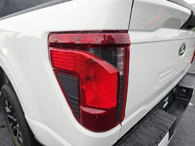 Used 2024 Ford F150 XLT w/ XLT Black Appearance Package RWD image 35