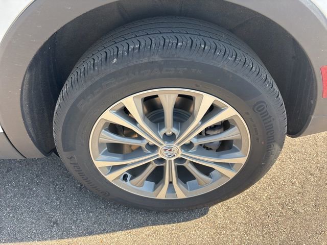 Used 2023 Buick Envision Preferred image 11