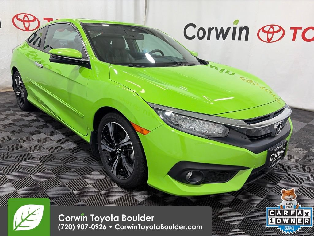 Used 2018 Honda Civic Touring image 1