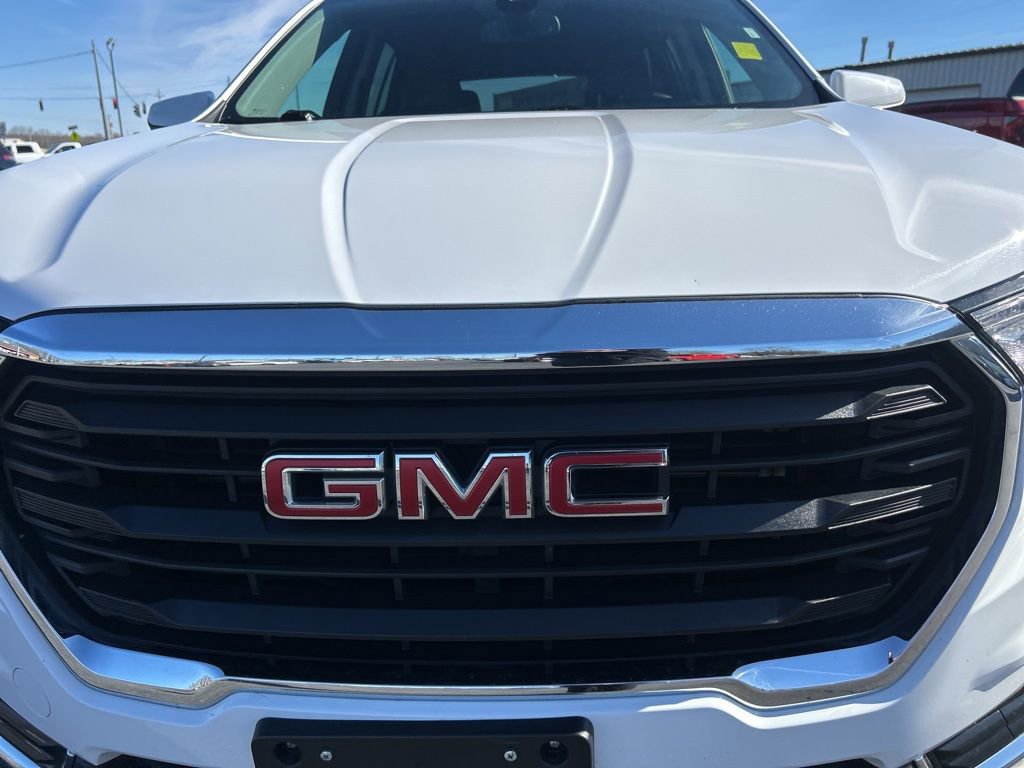 Used 2024 GMC Terrain SLE image 31