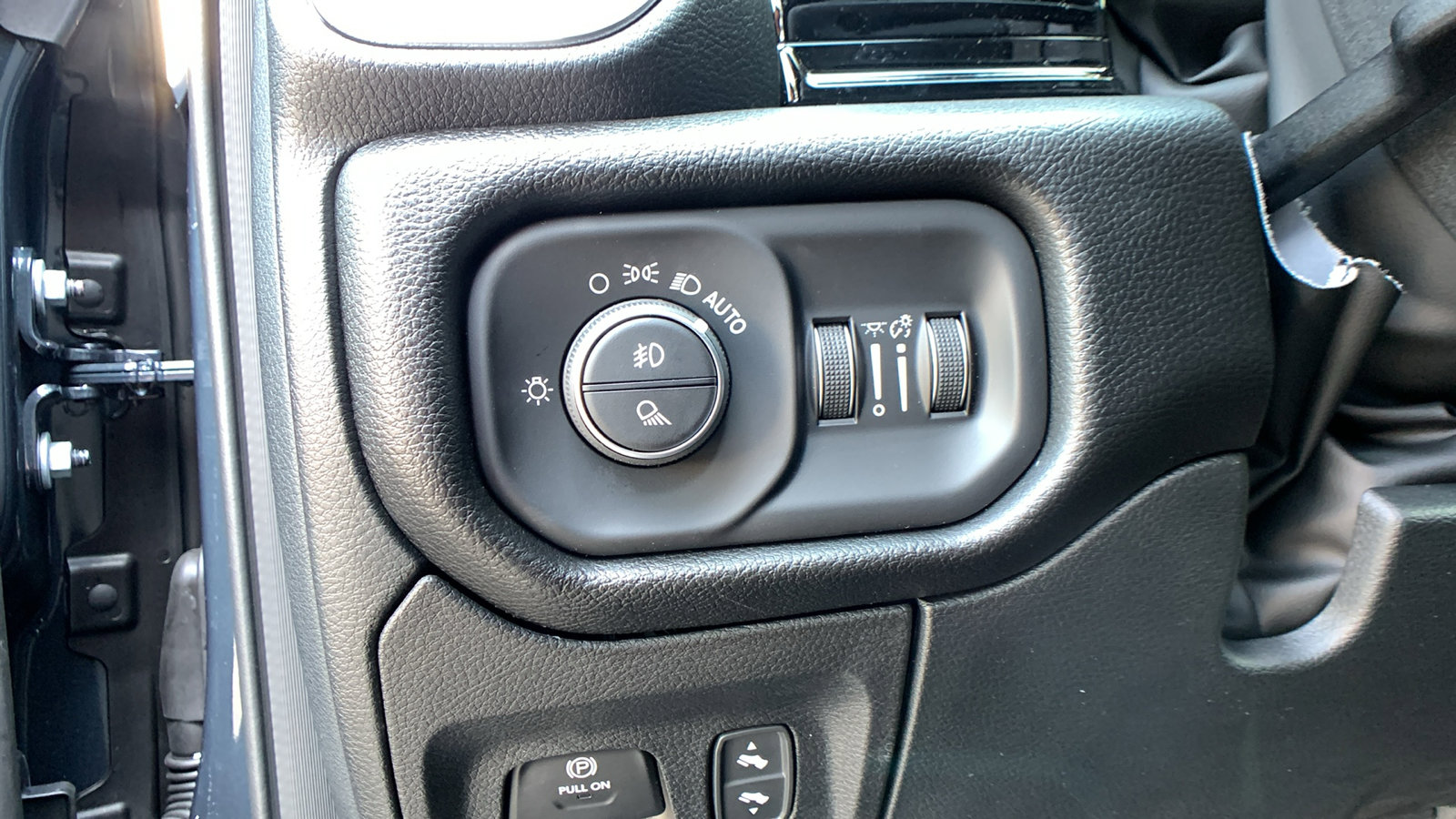 New 2026 RAM 1500 Laramie w/ Night Edition AWD/4WD image 16