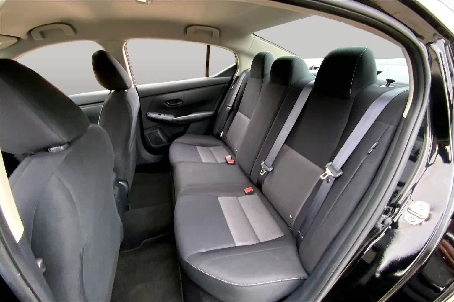 Used 2025 Nissan Sentra SV w/ All-Weather Package FWD image 19