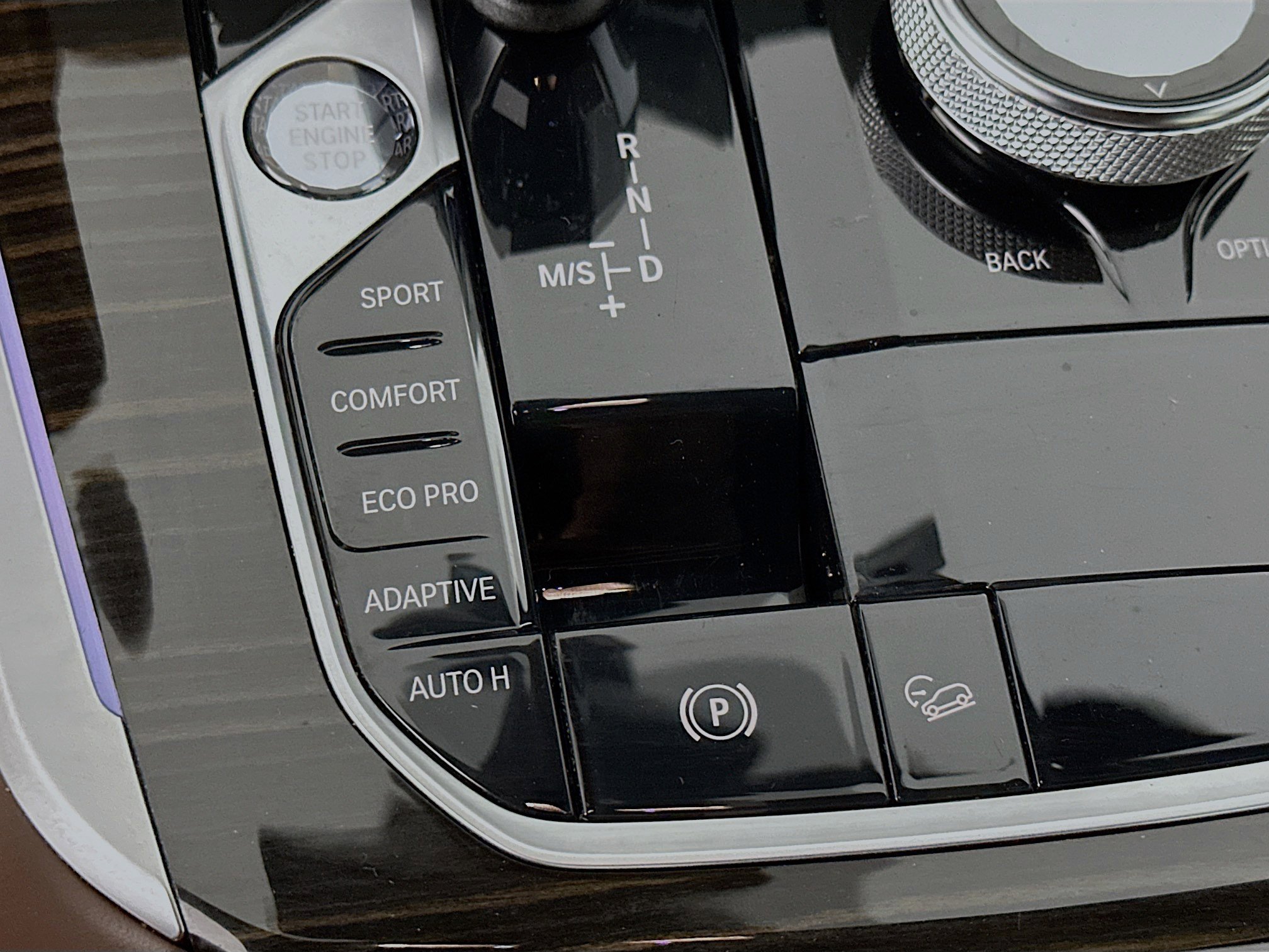 Used 2021 BMW X5 xDrive40i w/ M Sport Package image 26