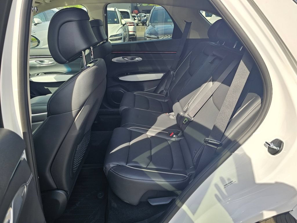 New 2026 Genesis GV70 2.5T Advanced AWD/4WD image 23