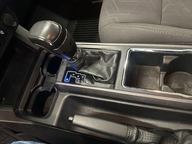 Used 2019 Toyota Tacoma TRD Sport image 31