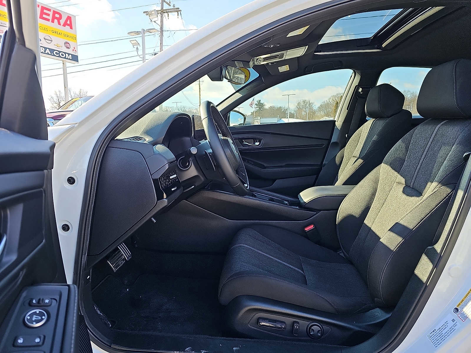 Used 2024 Honda Accord Sport image 13