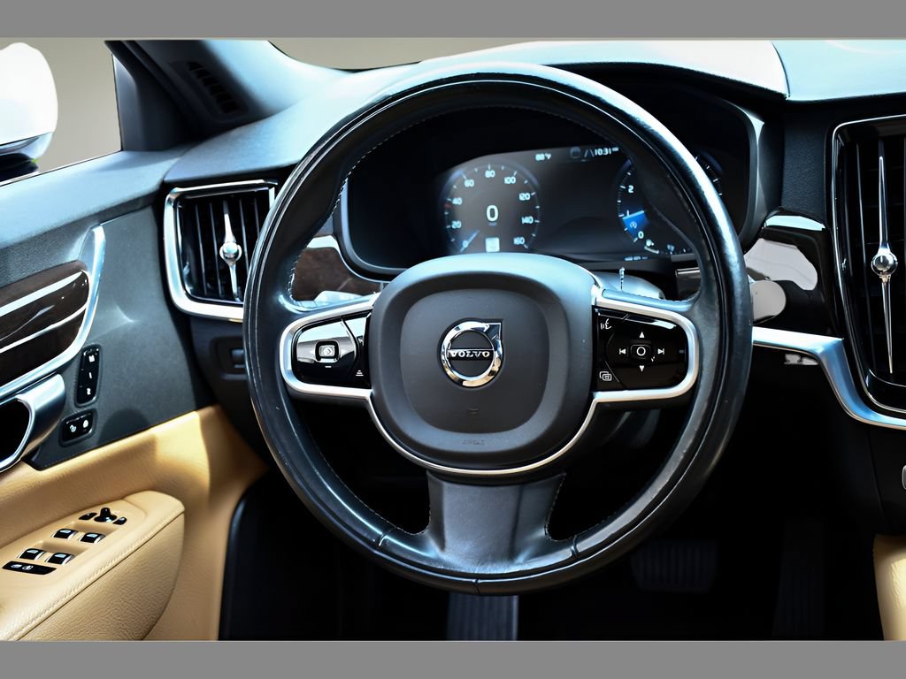 Used 2018 Volvo S90 T5 Momentum w/ Convenience Package FWD image 17