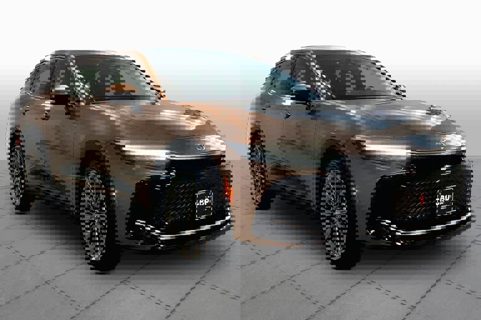 Used 2025 Toyota Crown Limited w/ Advanced Technology Package AWD/4WD image 2