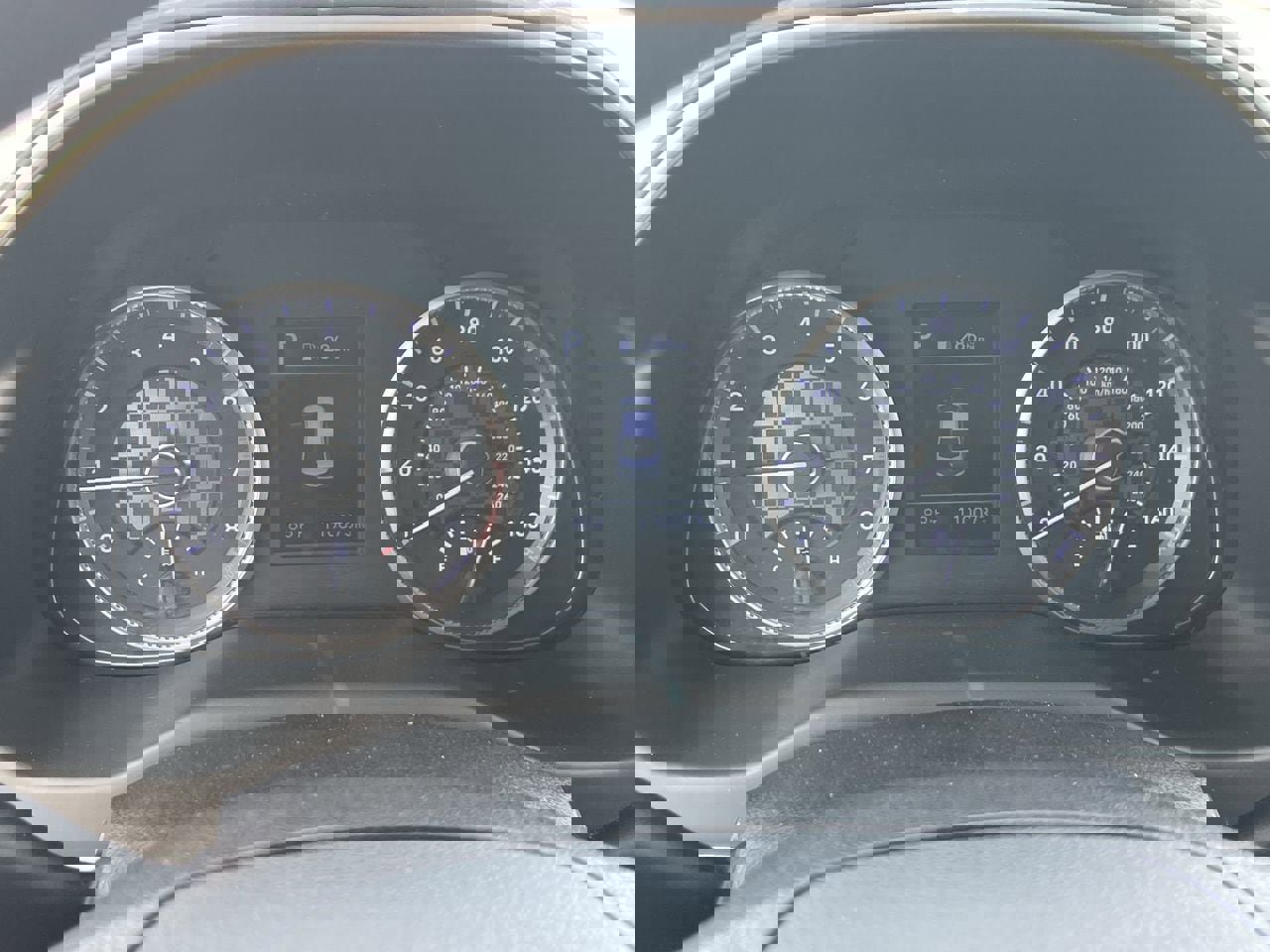 Used 2020 Hyundai Elantra SEL FWD image 29