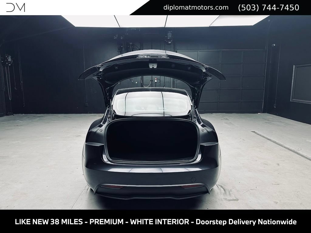 Used 2026 Tesla Model 3 RWD image 38