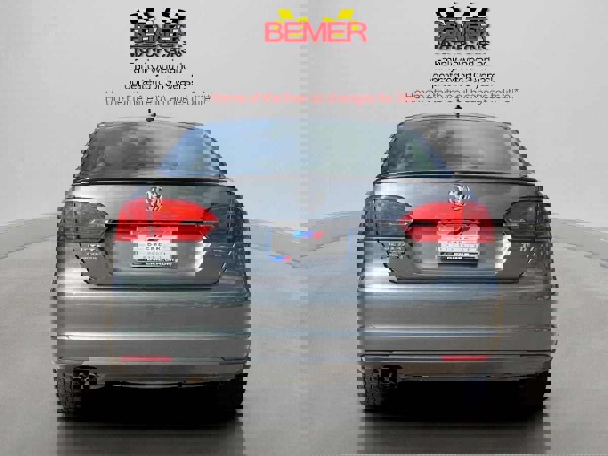 Used 2012 Volkswagen Jetta TDI image 4