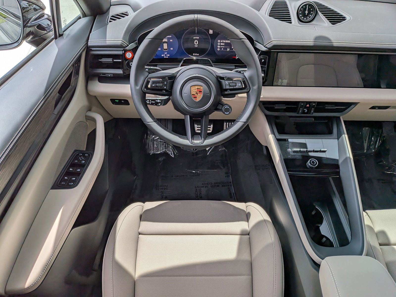 New 2026 Porsche Macan GTS Electric image 16