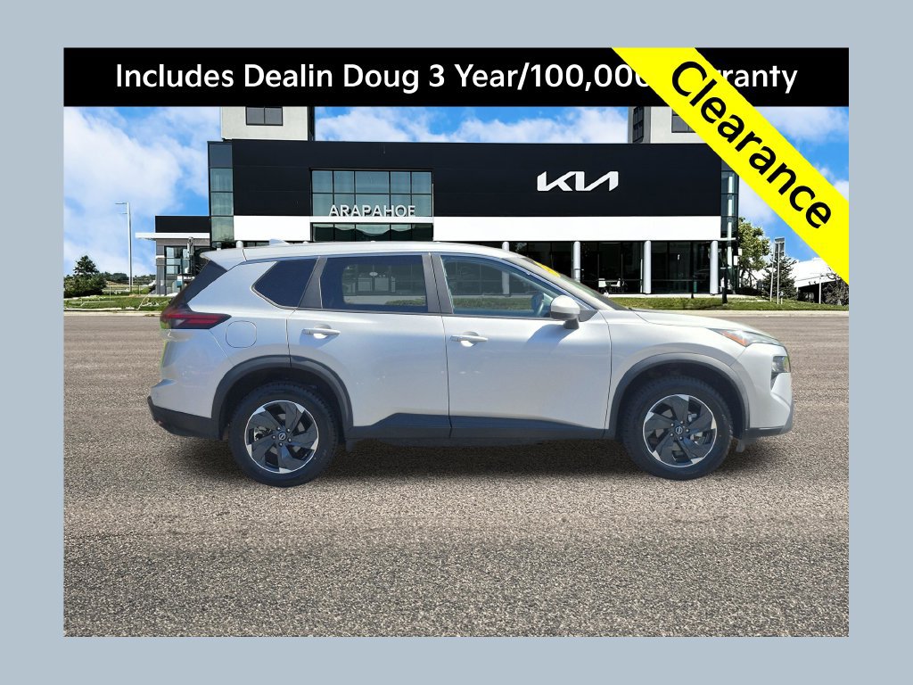 Used 2024 Nissan Rogue SV