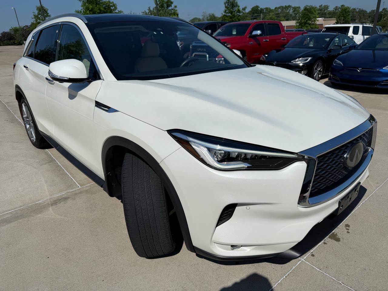 Used 2021 INFINITI QX50 Sensory w/ Cargo Package AWD/4WD image 3