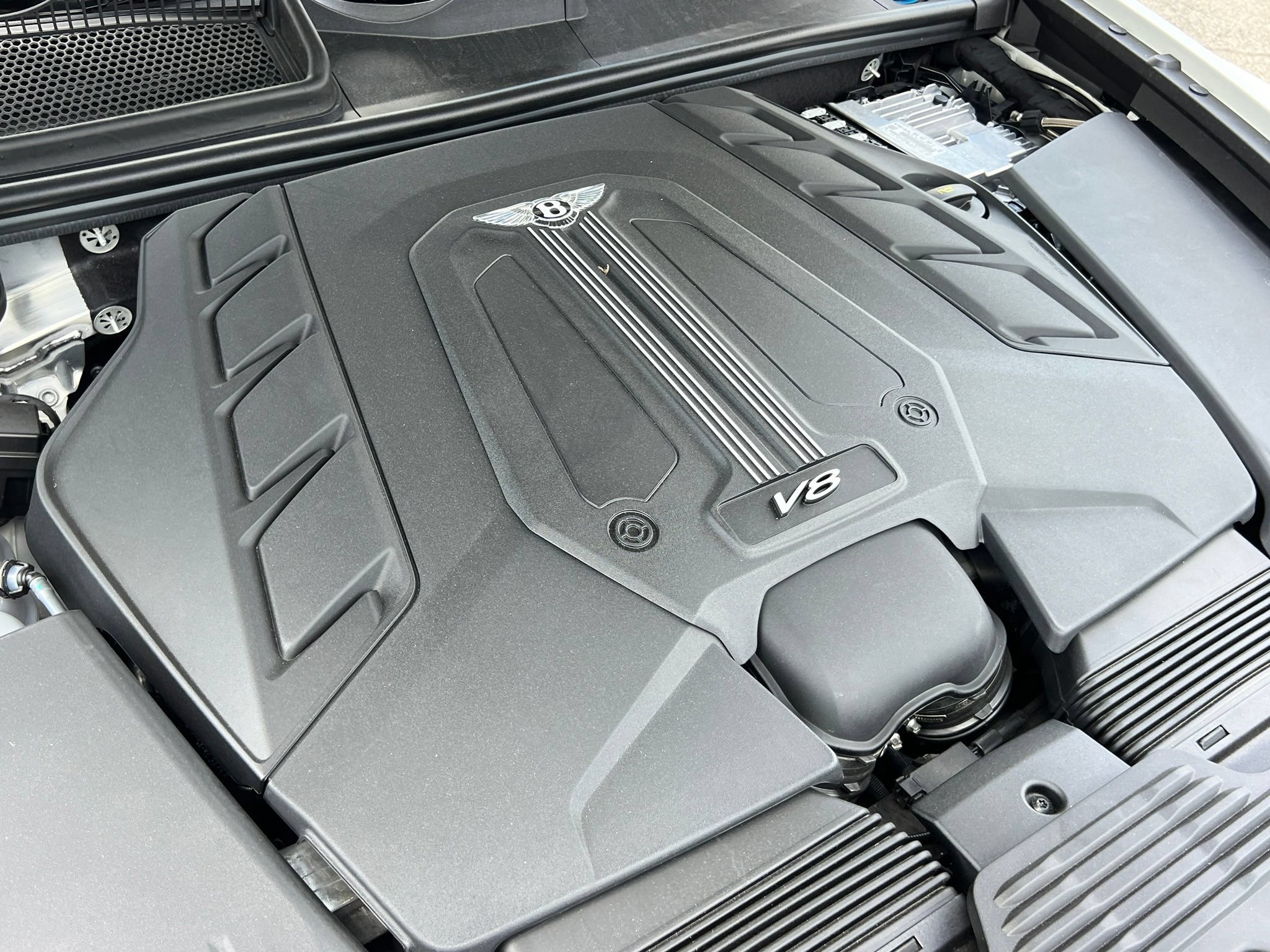 New 2026 Bentley Bentayga Extended Wheelbase AWD/4WD image 47