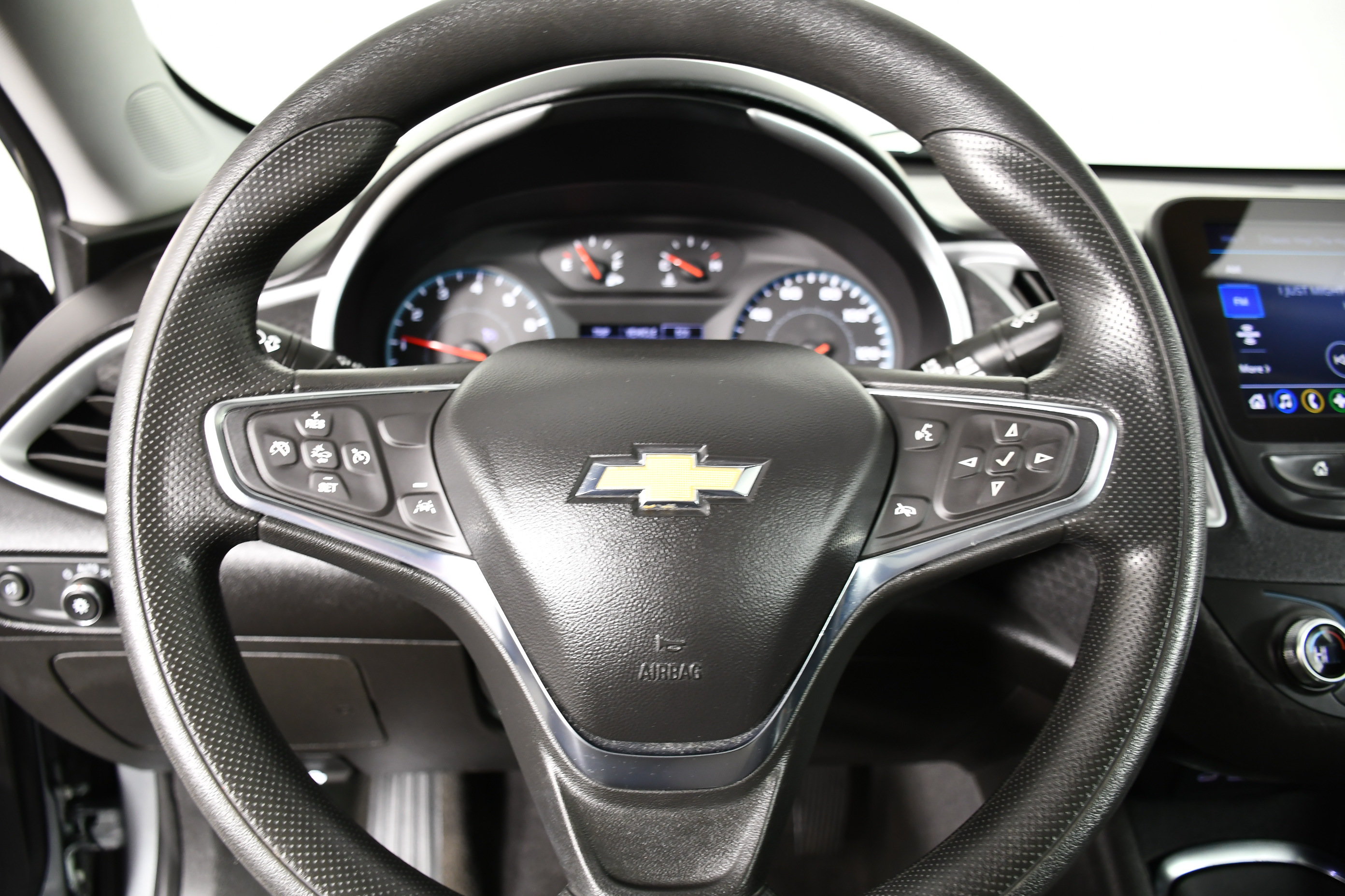 Used 2024 Chevrolet Malibu LT FWD image 19