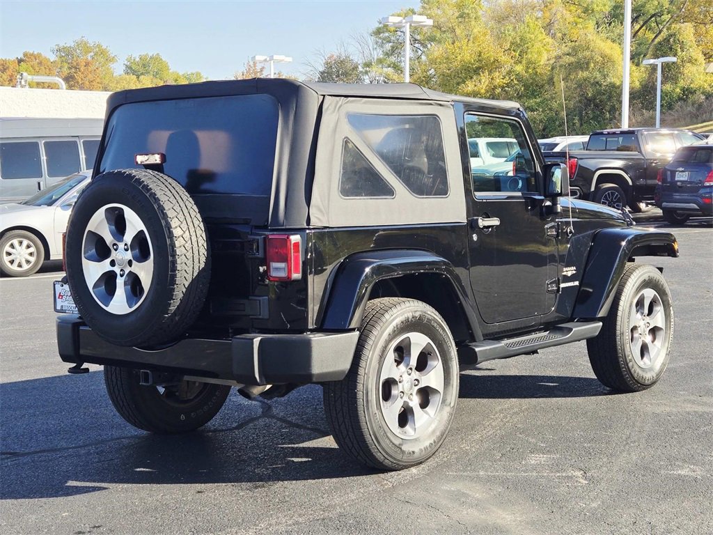 Used 2017 Jeep Wrangler Sahara w/ Connectivity Group image 4