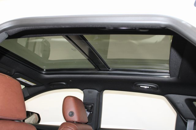 New 2025 Cadillac XT5 Sportv image 9