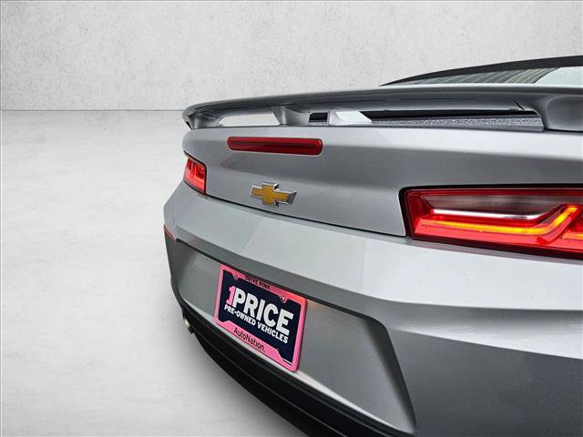 Used 2018 Chevrolet Camaro LT w/ RS Package image 11