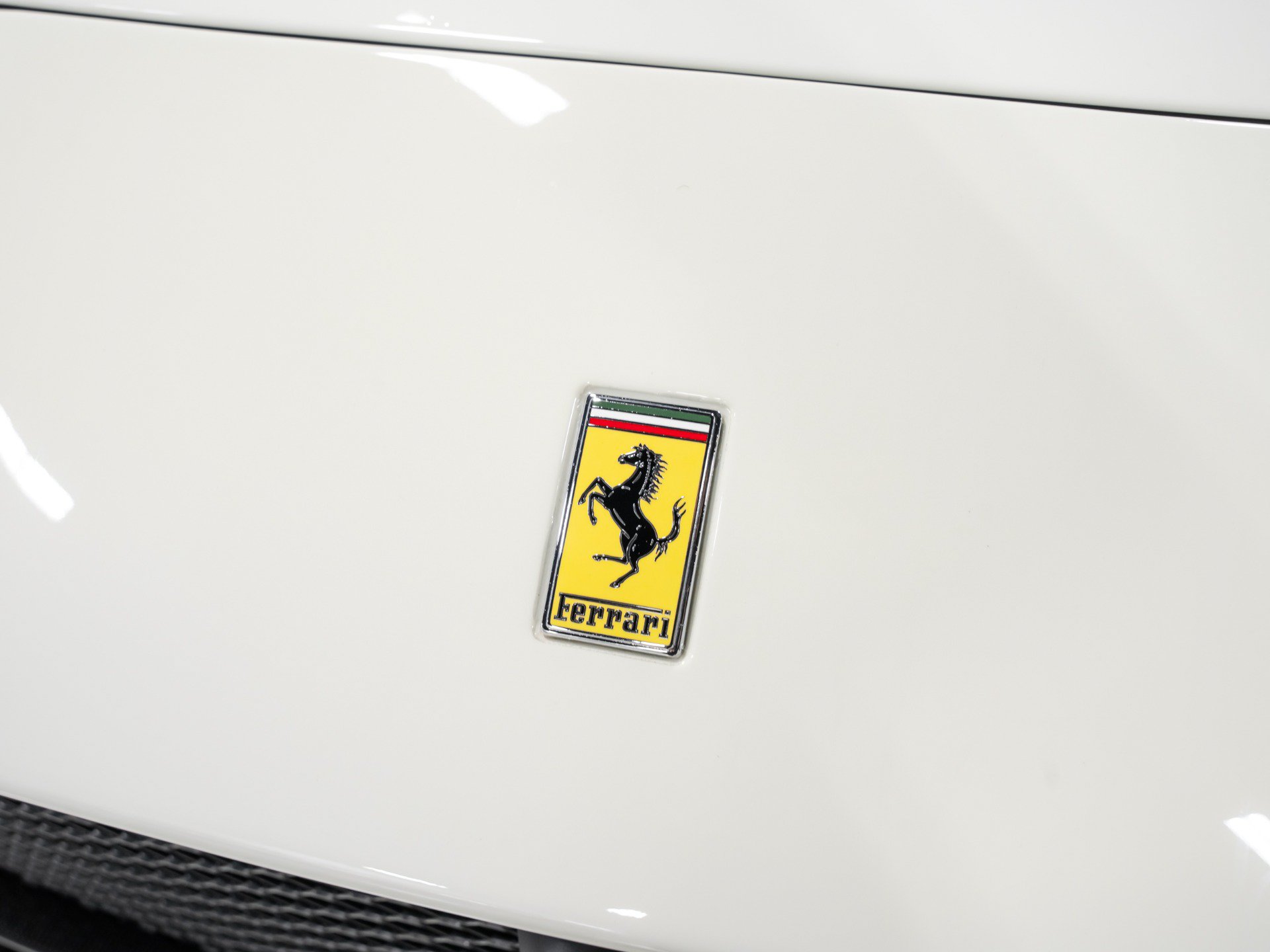 Used 2023 Ferrari 812 GTS RWD image 29