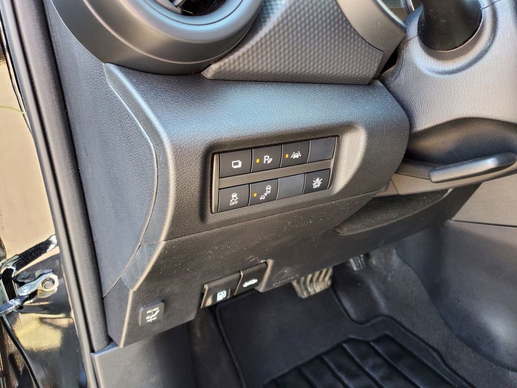 Used 2023 Nissan Kicks S w/ Interior Electronics Package FWD image 17