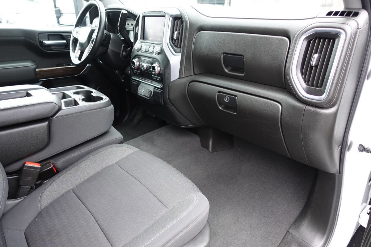 Used 2022 GMC Sierra 1500 SLE w/ X31 Off-Road Package AWD/4WD image 38