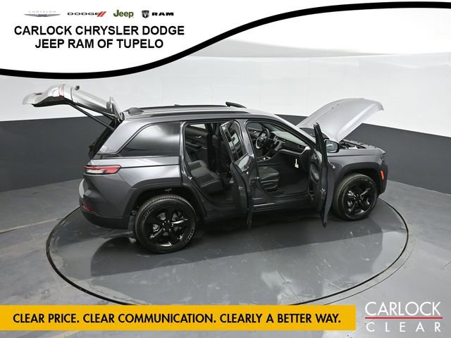 New 2025 Jeep Grand Cherokee Altitude image 77