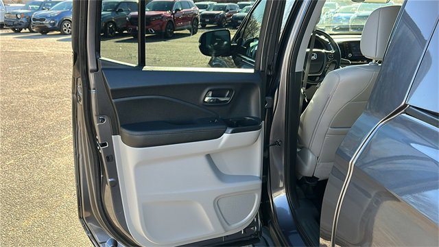 Used 2023 Honda Ridgeline RTL-E image 22