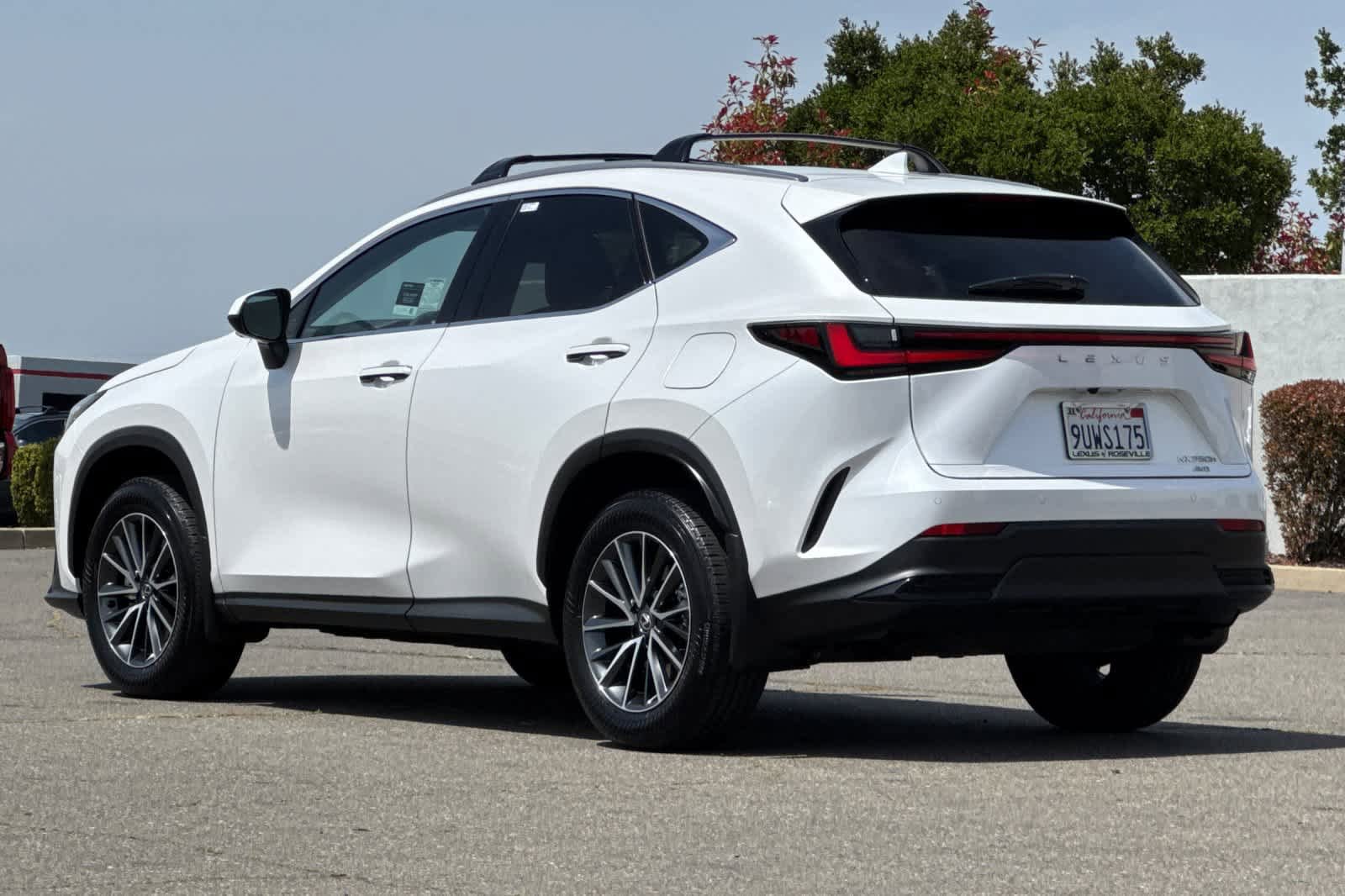Certified 2025 Lexus NX 350h AWD w/ Accessory Package (2T) image 7