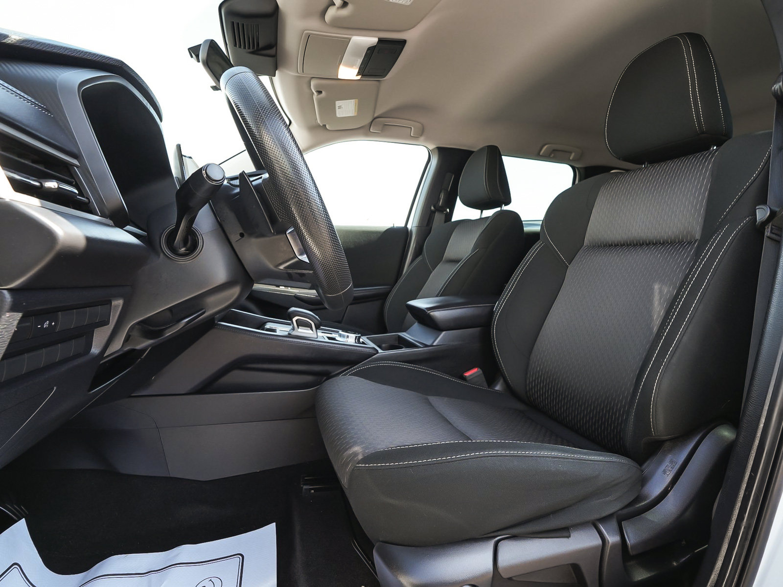 Used 2023 Mitsubishi Outlander ES AWD/4WD image 35