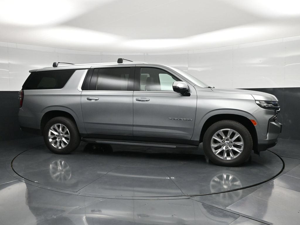 Used 2023 Chevrolet Suburban Premier AWD/4WD image 5