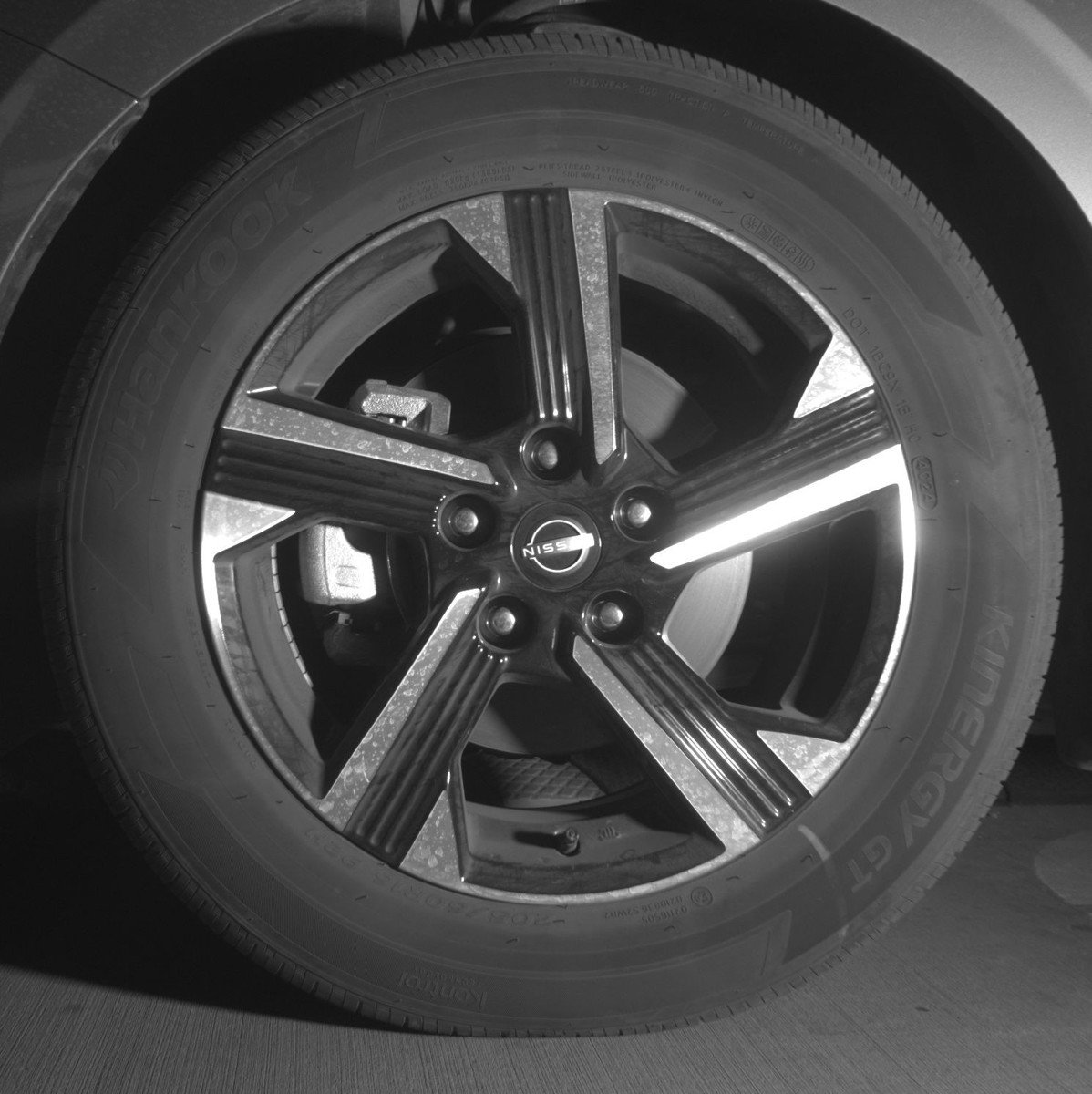 Used 2025 Nissan Sentra SV image 12