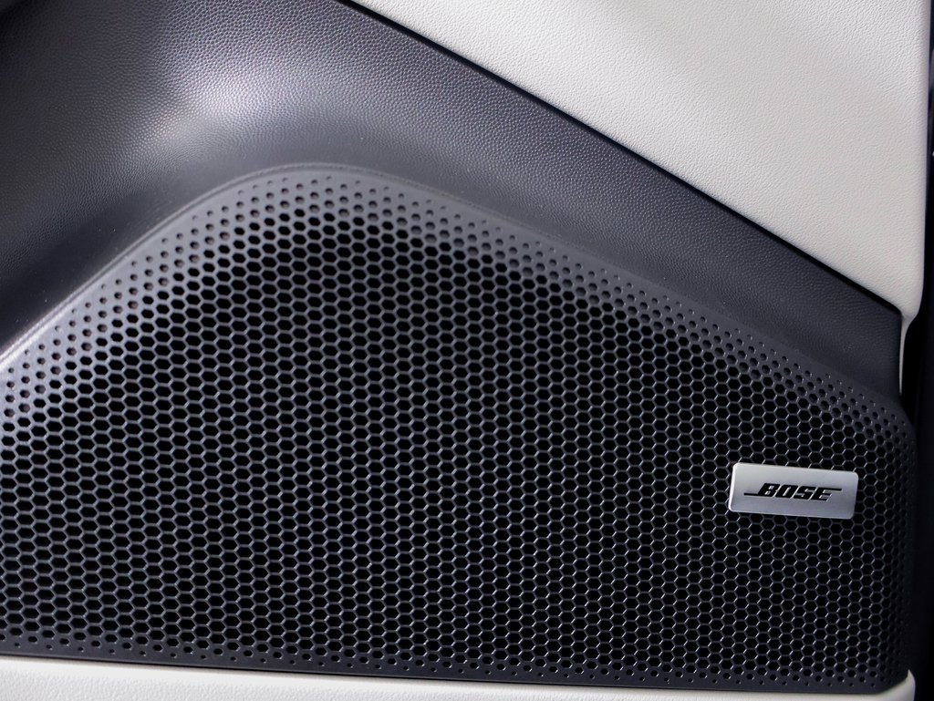 New 2025 Porsche Macan Electric image 21