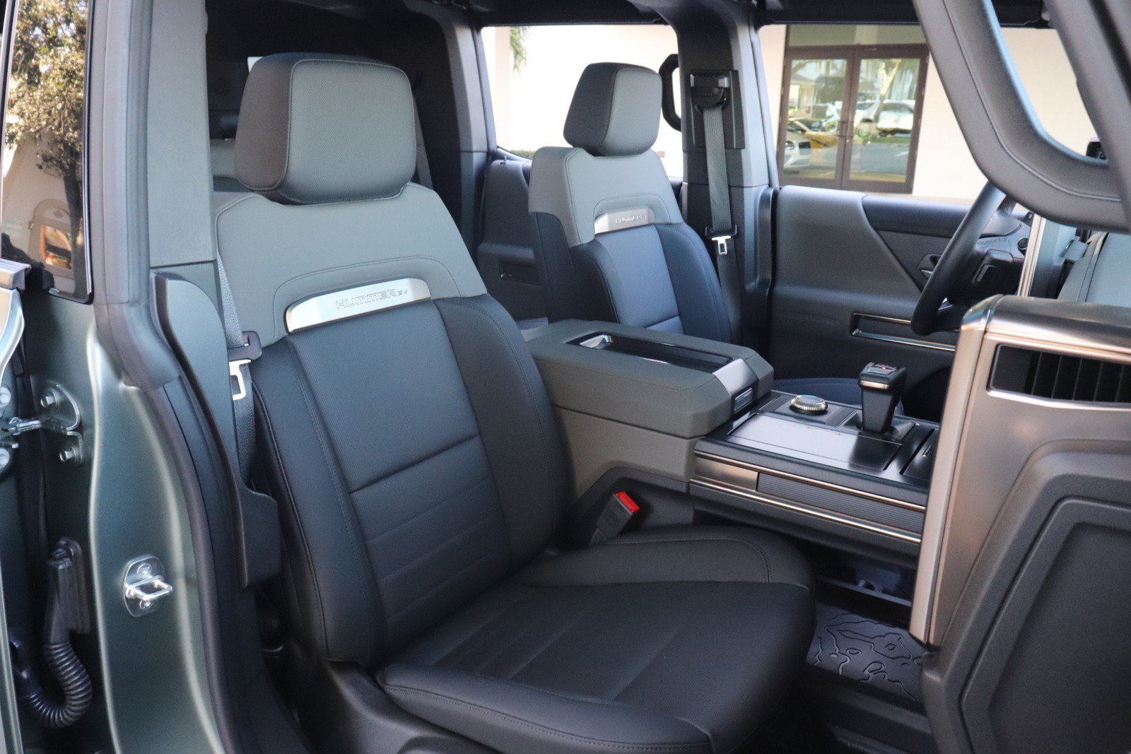 Used 2024 GMC Hummer EV 3X AWD/4WD image 31