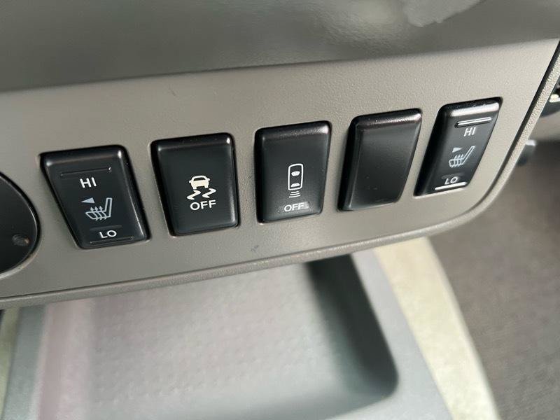 Used 2017 Nissan Frontier SV w/ SV Value Truck Package RWD image 15