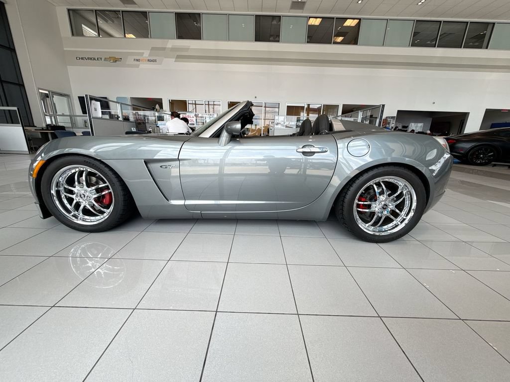 Used 2007 Saturn Sky w/ Premium Trim Pkg RWD image 2