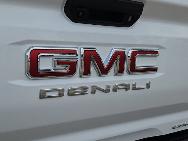 New 2026 GMC Canyon Denali image 8