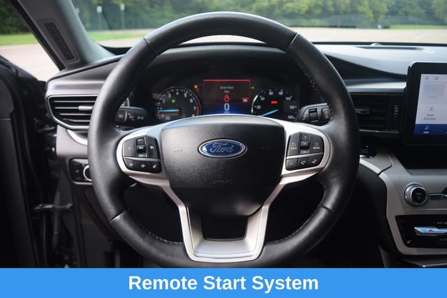 Used 2024 Ford Explorer XLT w/ Equipment Group 202A AWD/4WD image 4