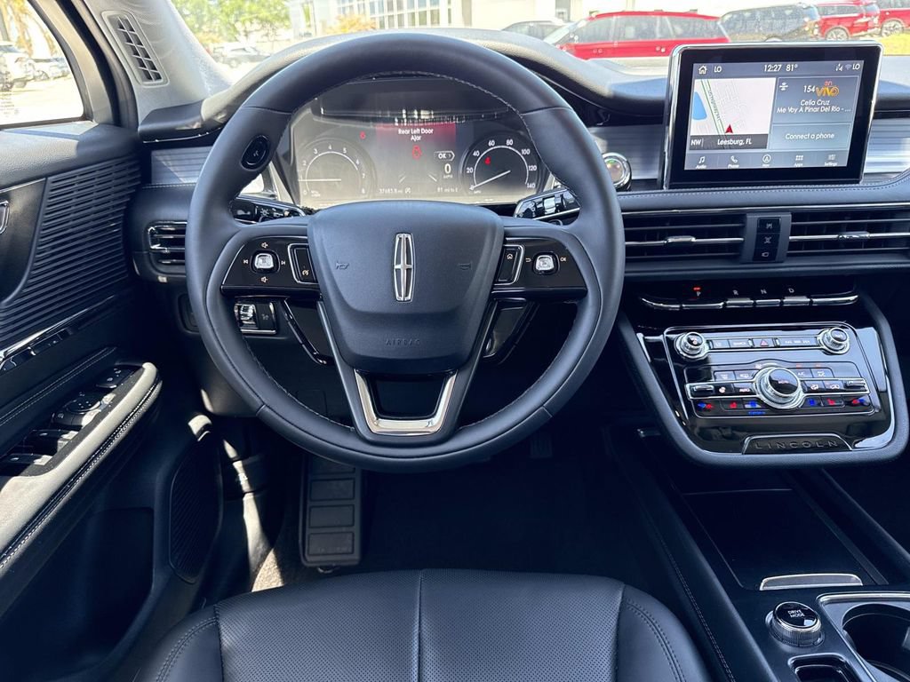 Certified 2022 Lincoln Corsair AWD w/ Equipment Group 101A image 17