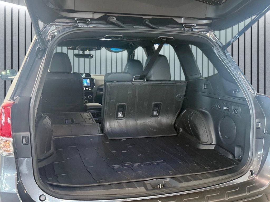 Certified 2025 Subaru Forester Wilderness w/ Wilderness Package AWD/4WD image 9