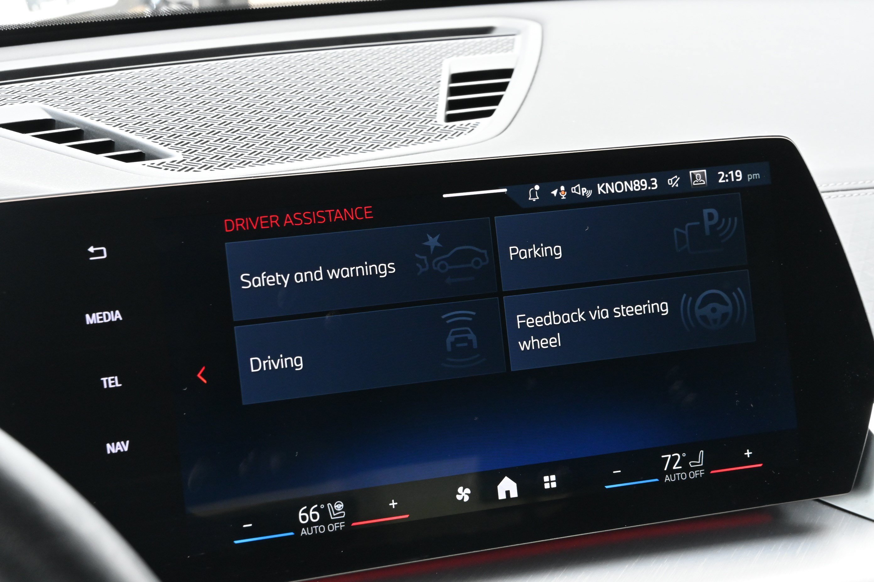 Certified 2026 BMW X2 xDrive28i AWD/4WD image 34