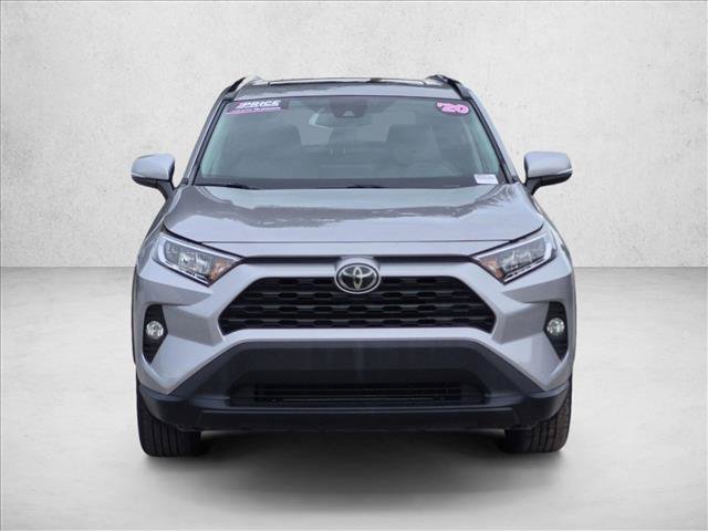 Used 2020 Toyota RAV4 XLE Premium FWD image 2