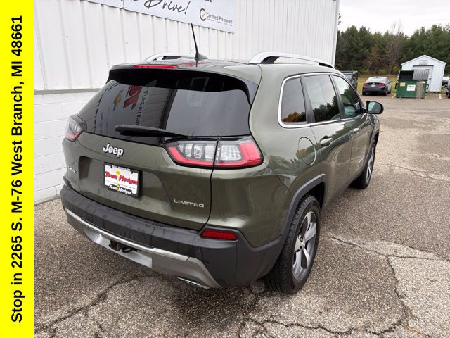 Used 2021 Jeep Cherokee Limited w/ Trailer Tow Group AWD/4WD image 11