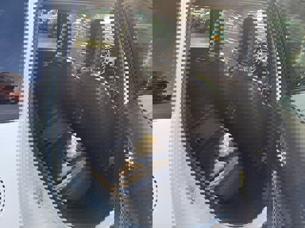 Used 2016 Jeep Cherokee Trailhawk w/ Cold Weather Group image 22