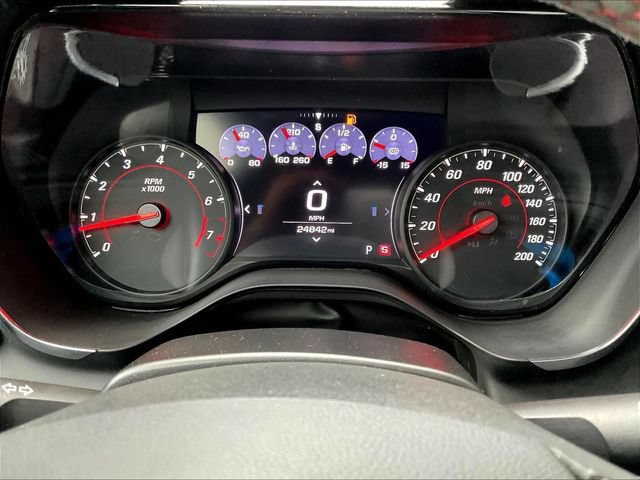 Used 2019 Chevrolet Camaro ZL1 RWD image 15