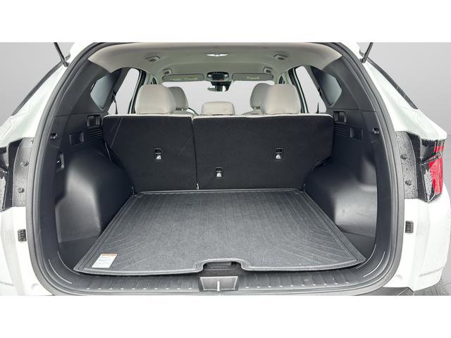 Certified 2025 Hyundai Tucson SE AWD/4WD image 19